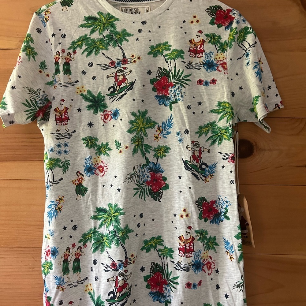 Free Planet Aloha Santa Graphic Tee